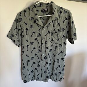 Men’s button up